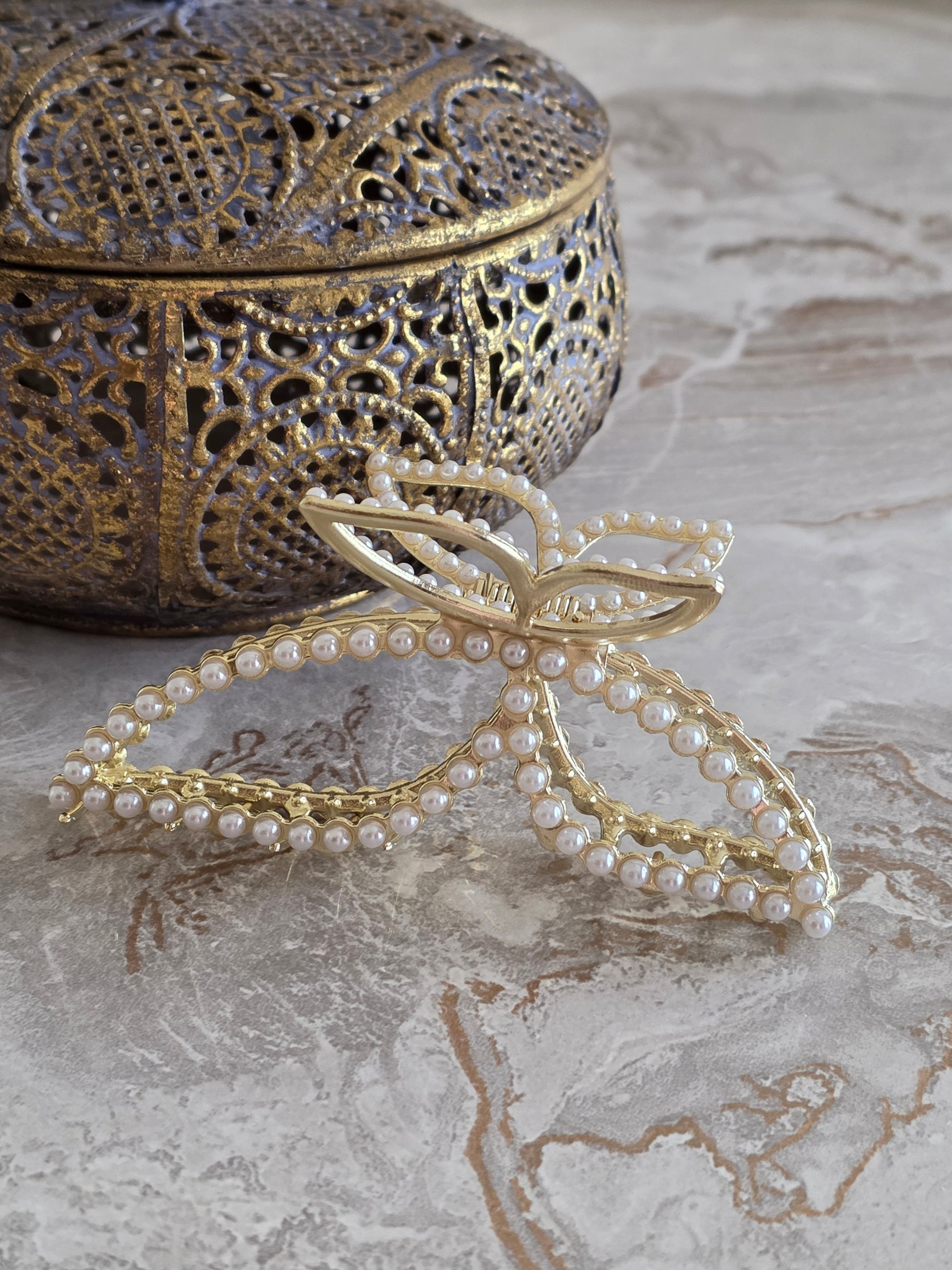 Pearl Butterfly hair claw