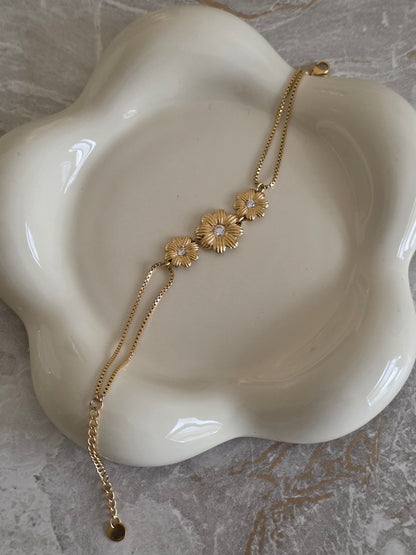 ETERNAL FLOWER GRACE BRACELET