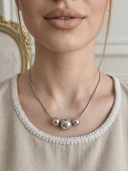 LIA BALL NECKLACE SILVER
