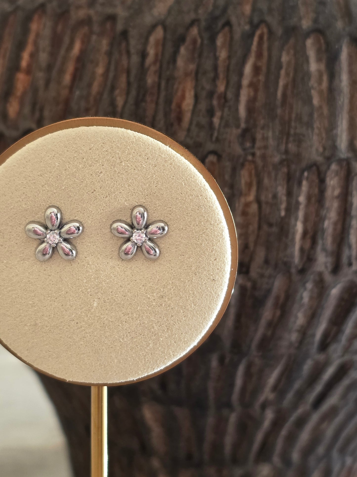 ASKIN FLOWER EARRINGS SILVER