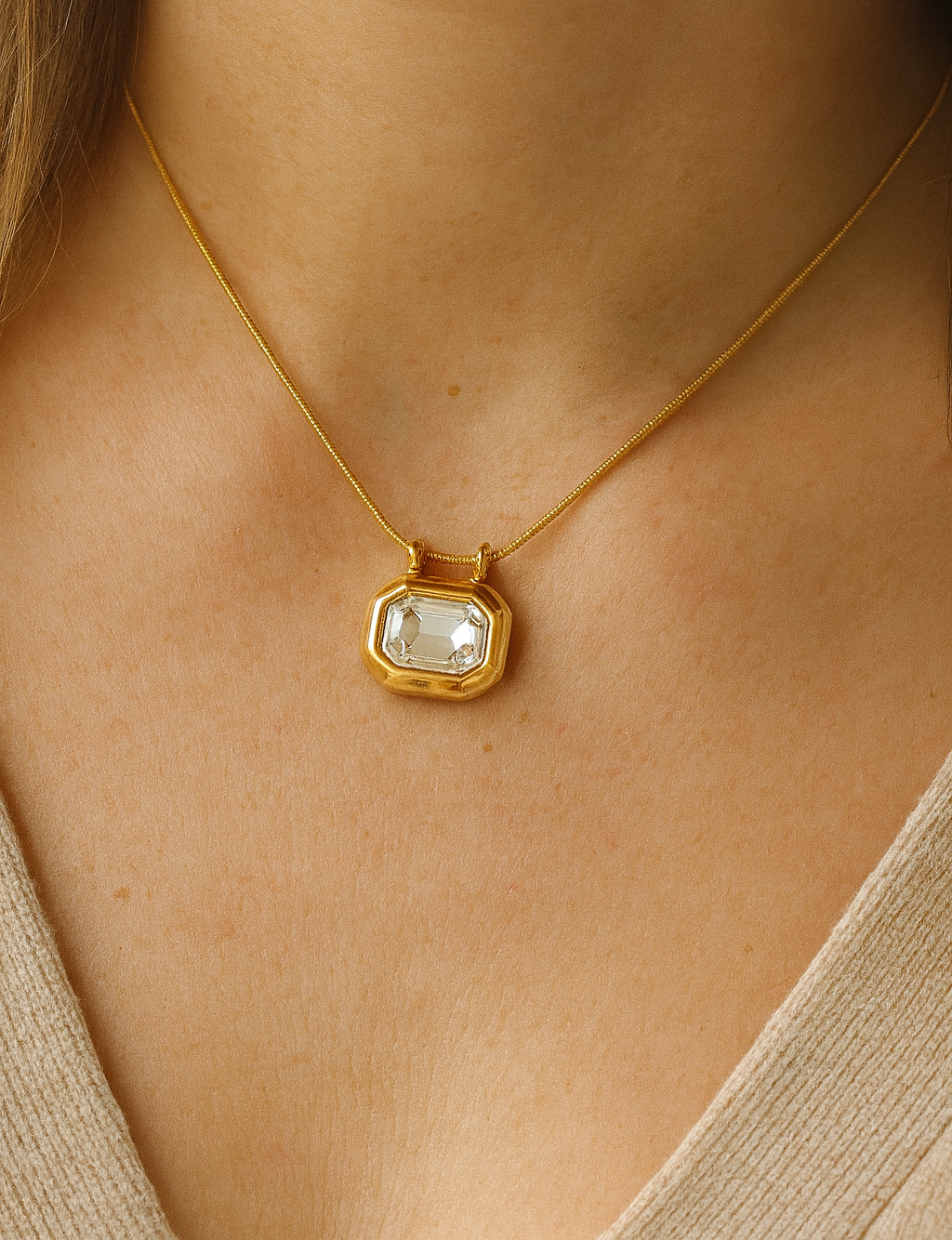 FAY NECKLACE