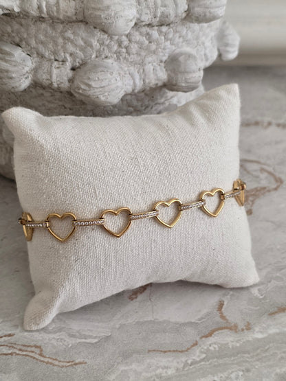 KARISHA HEART BRACELET