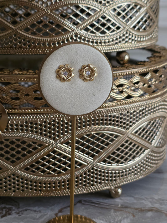 ETERNAL FLOWER GRACE EARRINGS