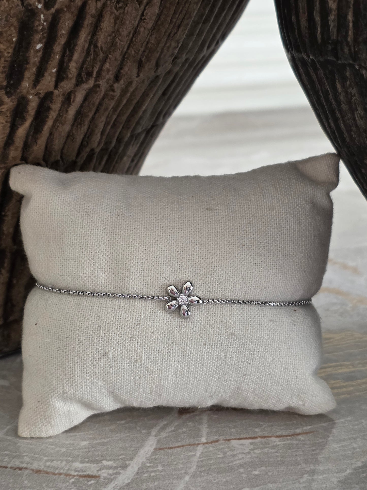 Silver Dante flower bracelet