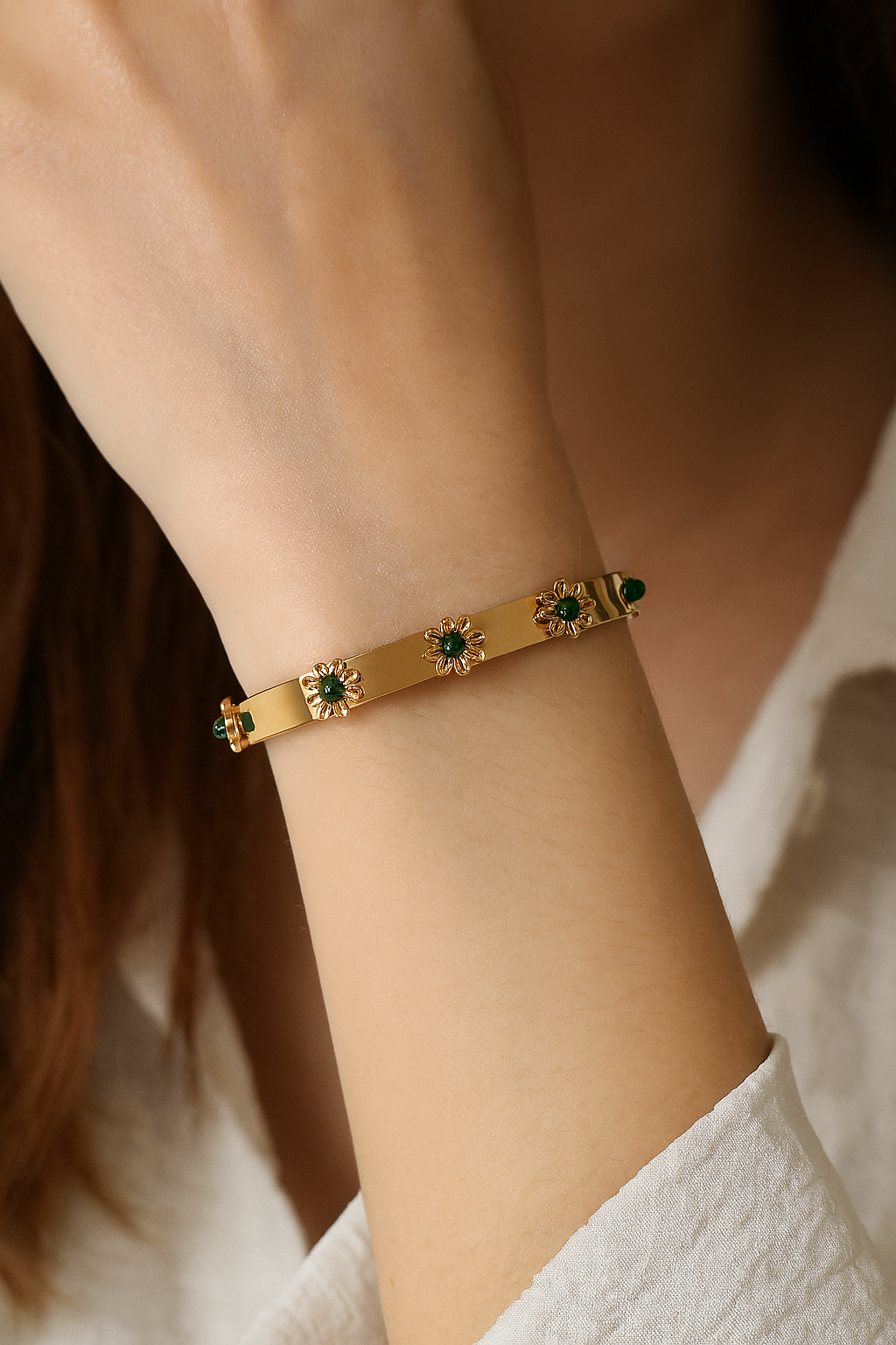 CEYLAN FLOWER BANGLE