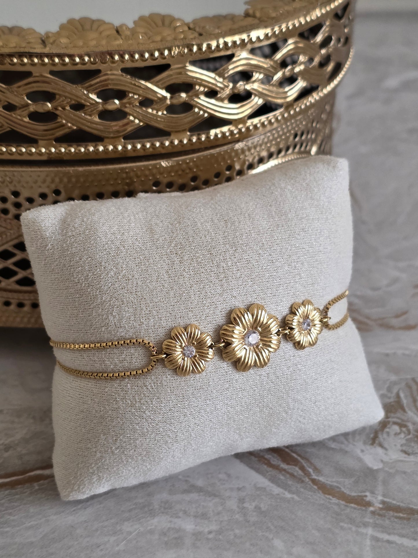 ETERNAL FLOWER GRACE BRACELET