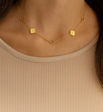 EZEL CLOVER NECKLACE